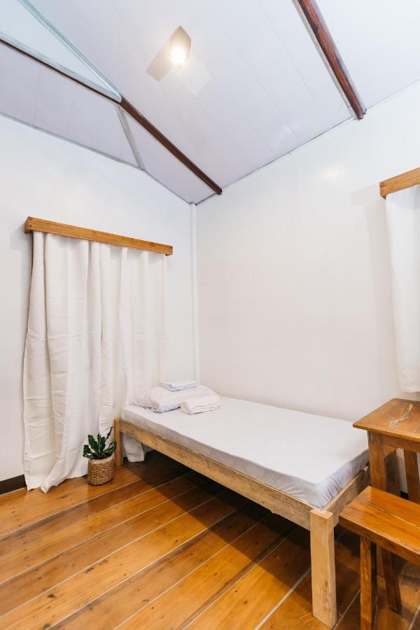 Higala Hostel Siargao General Luna  Luaran gambar